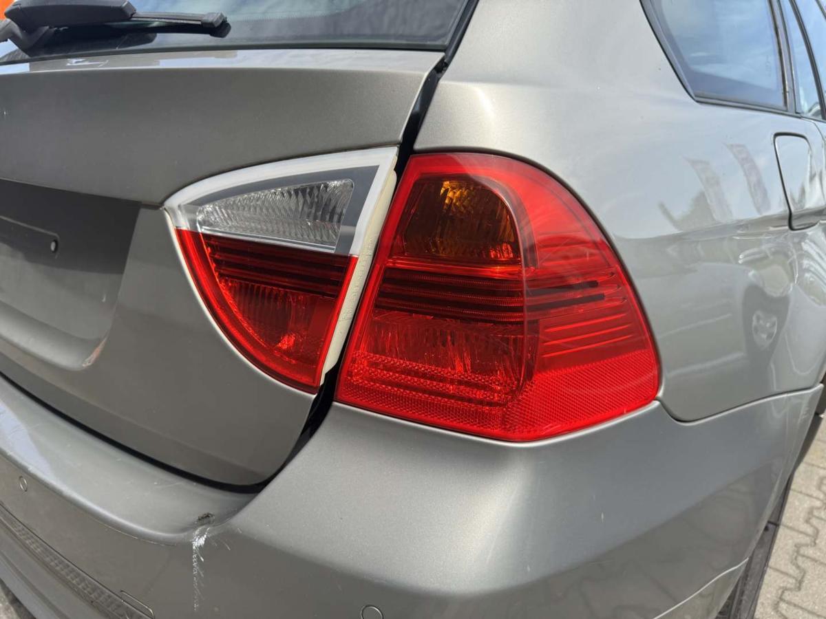 BMW 3er E91 original R&uuml;cklicht R&uuml;ckleuchte Schlussleuchte rechts au&szlig;en Kombi Bj.2008
